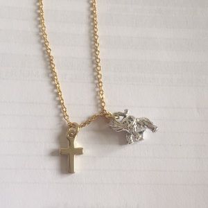 🙏🏾🐘10’ Gold Elephant & Cross Necklace🐘🙏🏾